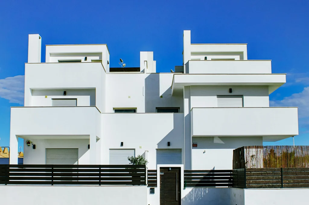 Pexels Patrik Schuster 2158991413 36808514 | AMA REAL ESTATE SL